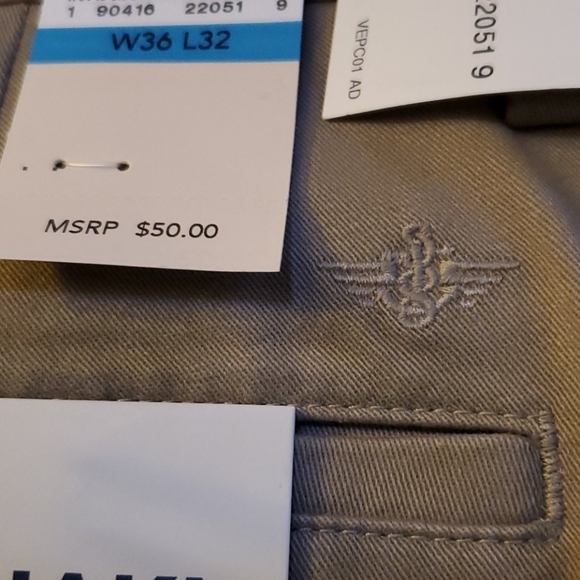 Dockers® Men's Straight Fit Easy Khaki with Stretc - Picture 3 of 5